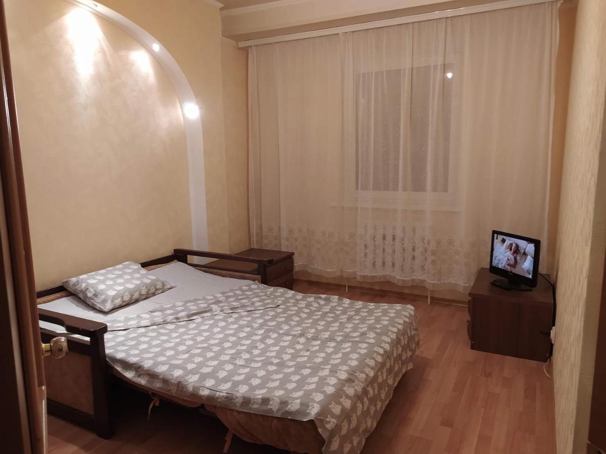 Двухкомнатная Квартира С Кухней Студией Бровары. Extérieur photo