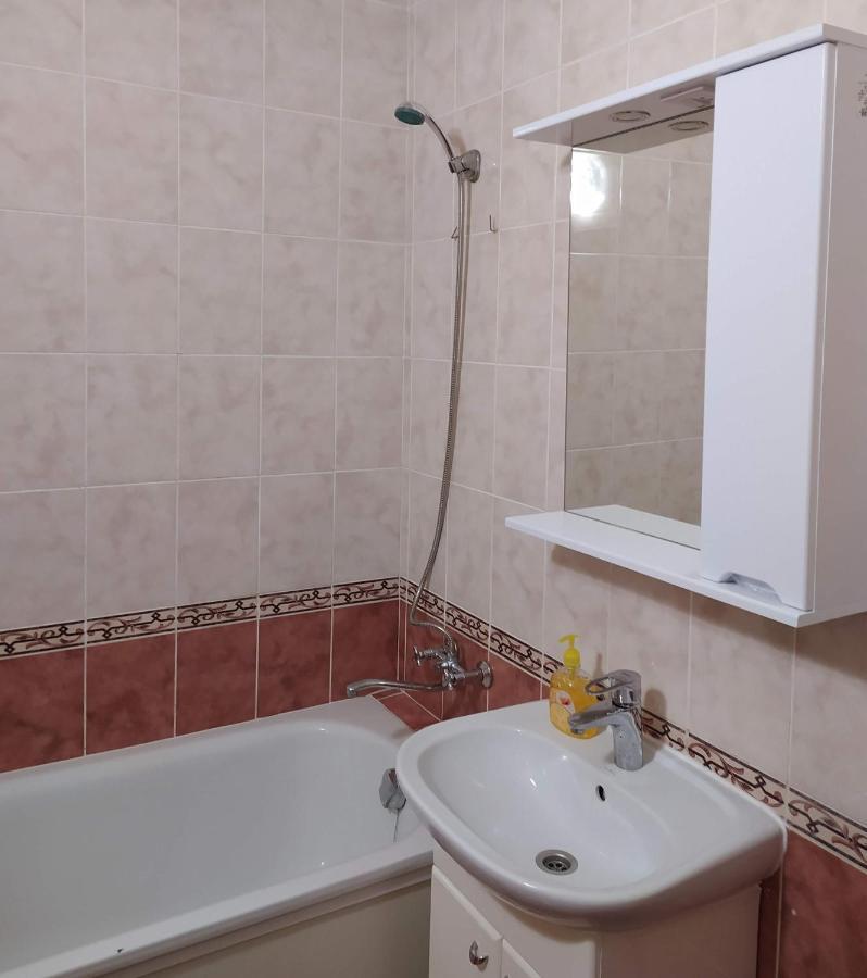 Двухкомнатная Квартира С Кухней Студией Бровары. Extérieur photo